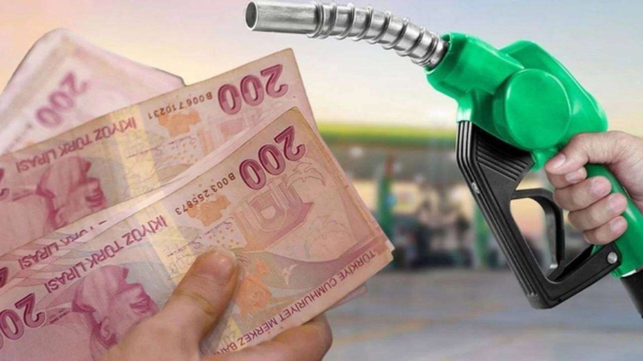 Sürücüler rahat bir nefes alacak: Akaryakıtta cuma indirimi! Pompaya yansıdı, işte indirimli benzin ve motorin fiyatları 1